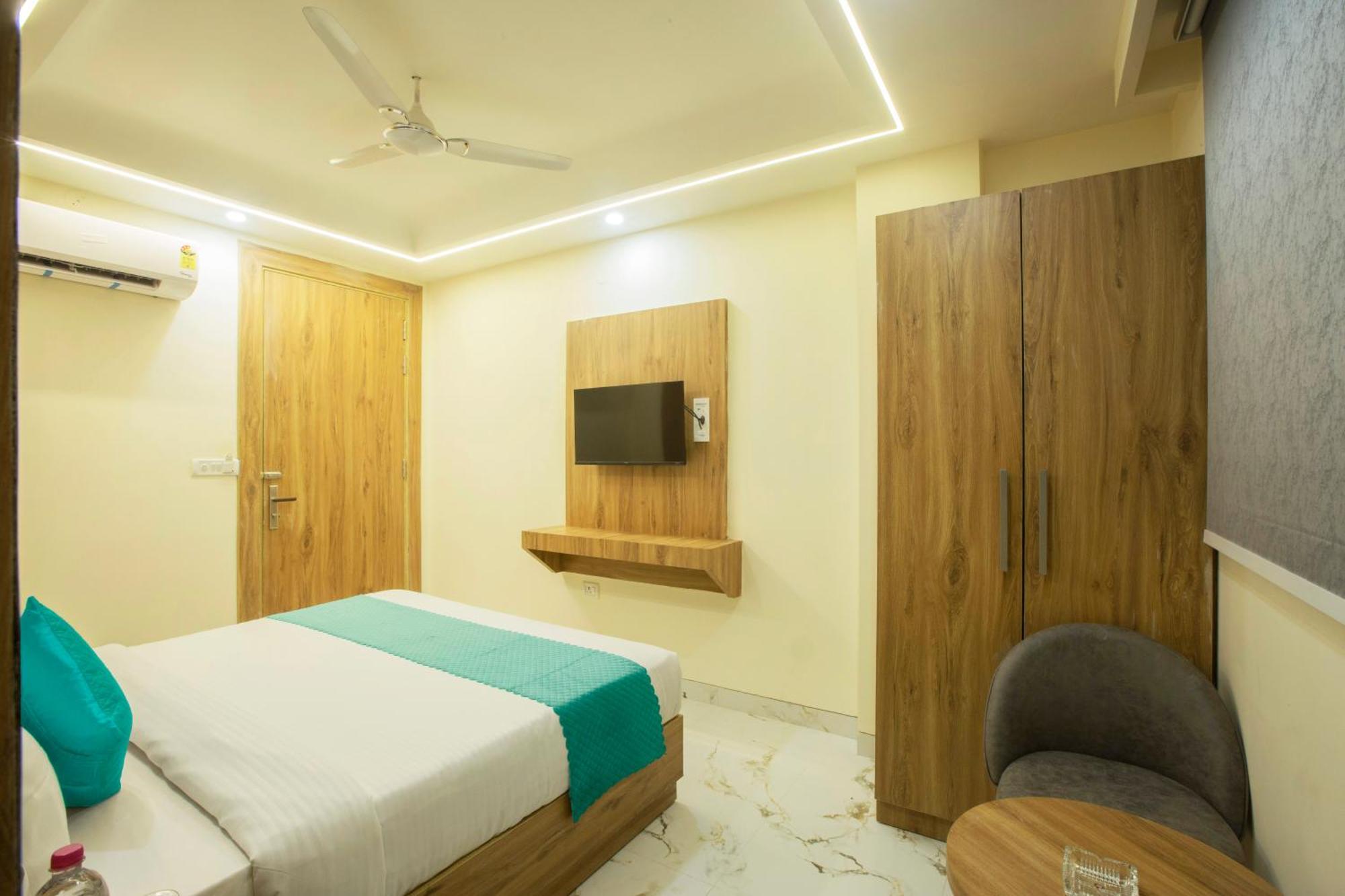 Hotel Luxe Manor Near Delhi Airport New Delhi Extérieur photo