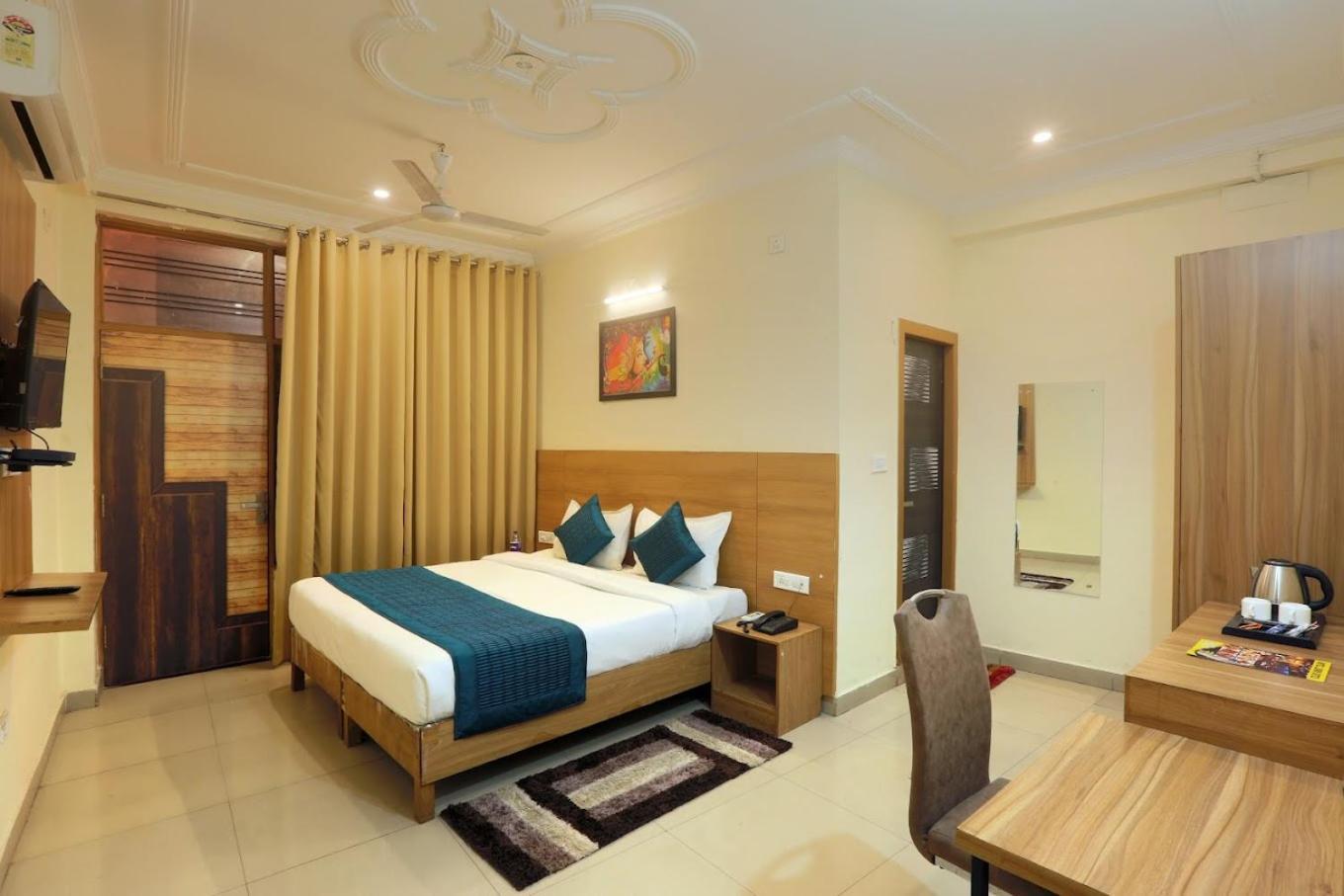 Hotel Luxe Manor Near Delhi Airport New Delhi Extérieur photo