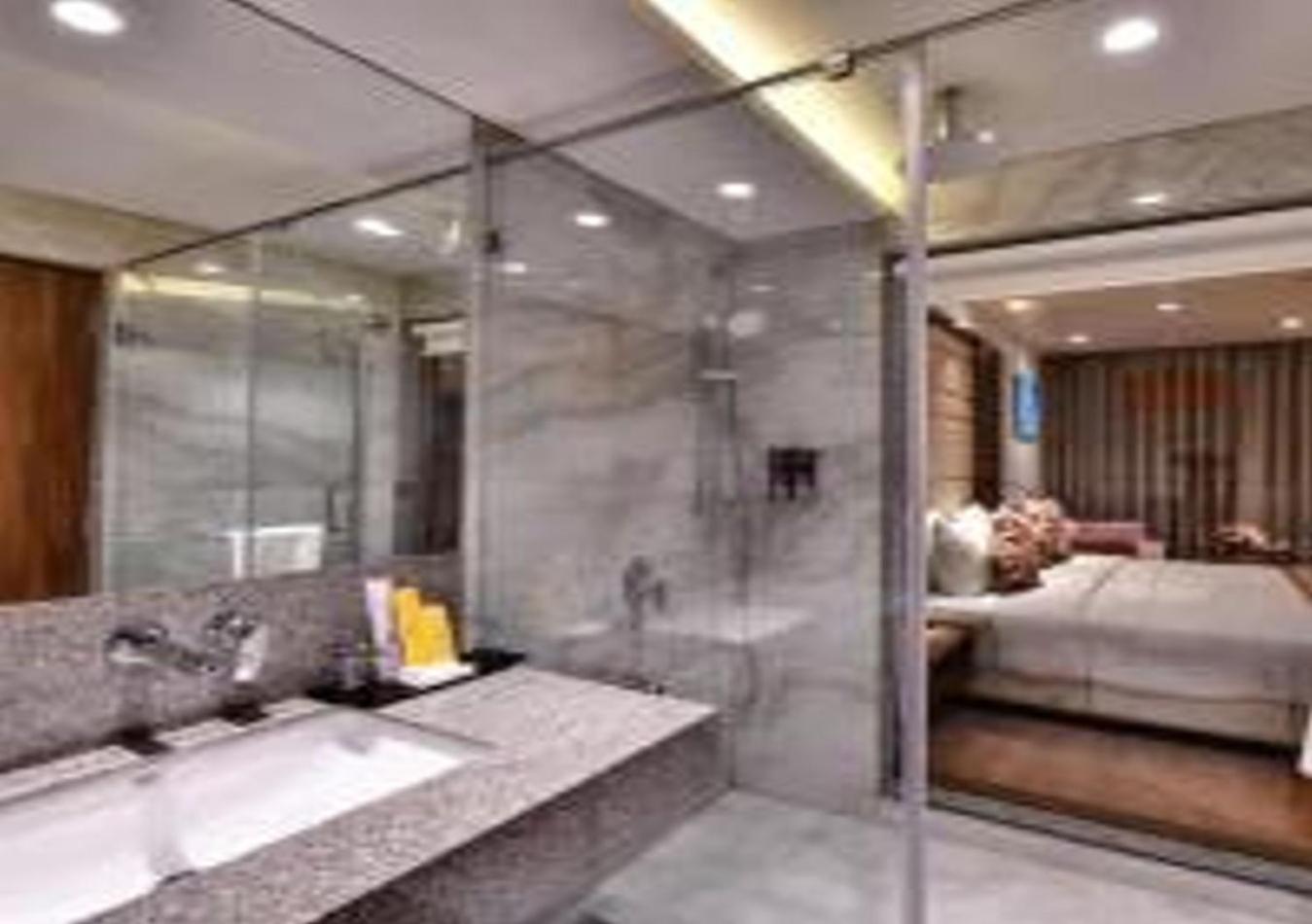 Hotel Luxe Manor Near Delhi Airport New Delhi Extérieur photo