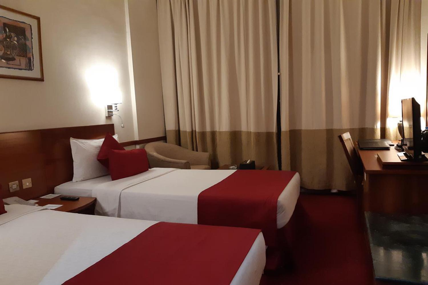 Hotel Luxe Manor Near Delhi Airport New Delhi Extérieur photo